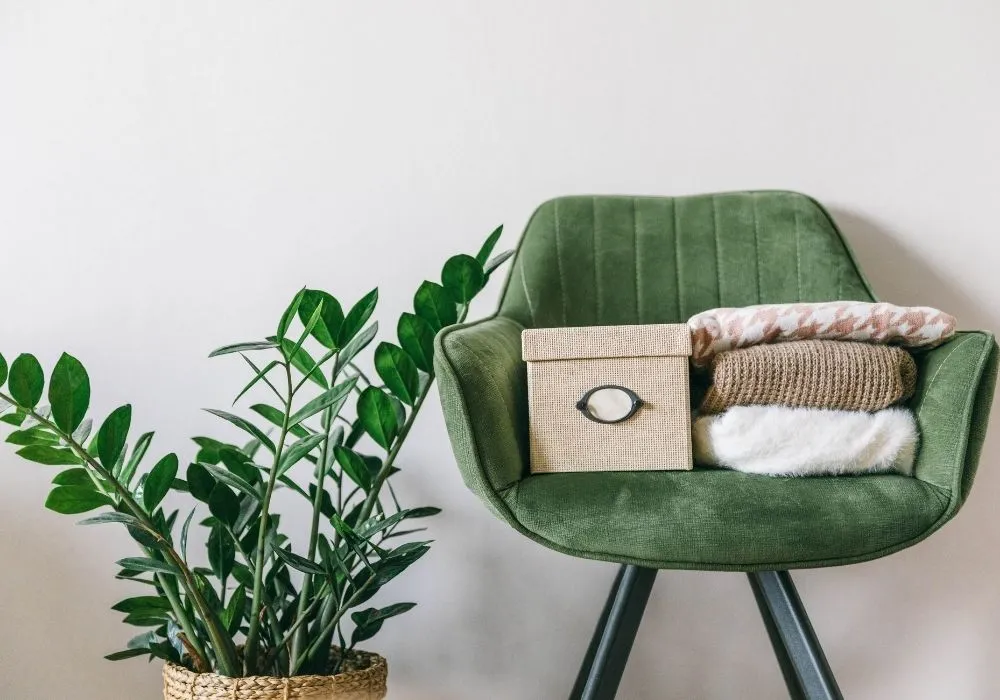 100 Items to Declutter for a Cleaner, Happier Home